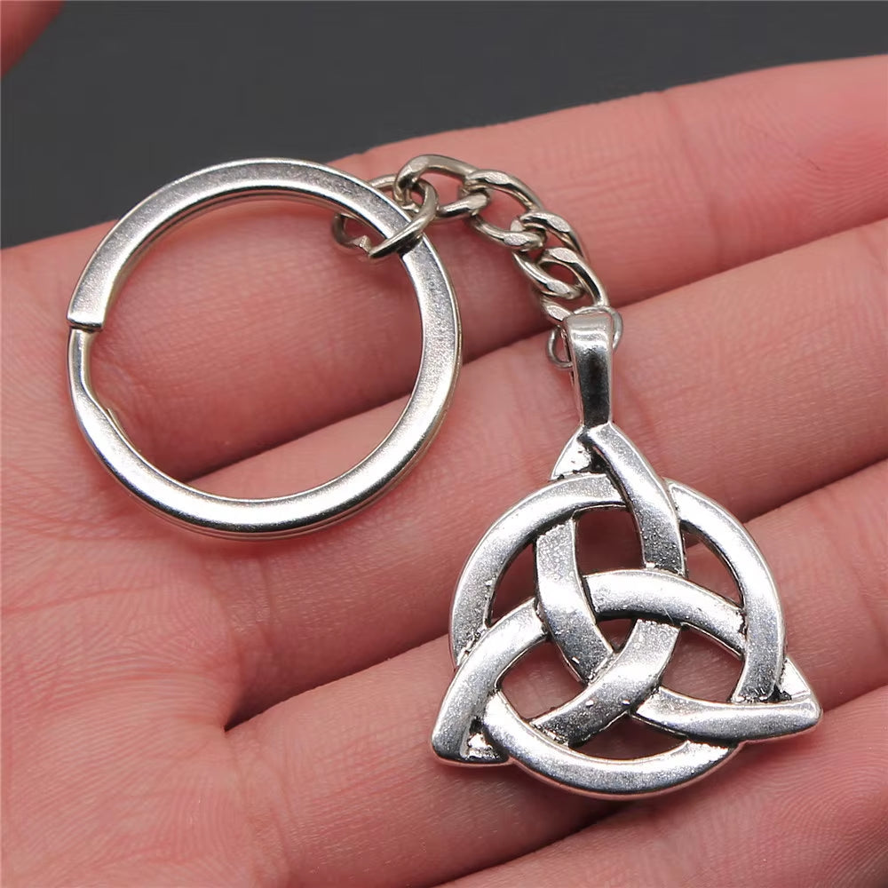 1 Piece Keychain Celtic and Eye of Horus Key-Rings Fashion Hot Sale Key Chain Women Keyring Key-Rings