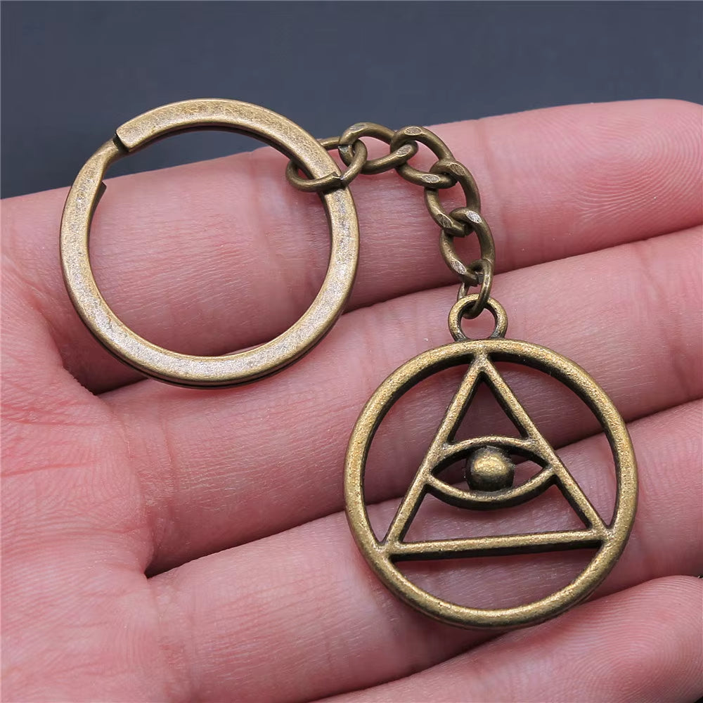1 Piece Keychain Celtic and Eye of Horus Key-Rings Fashion Hot Sale Key Chain Women Keyring Key-Rings