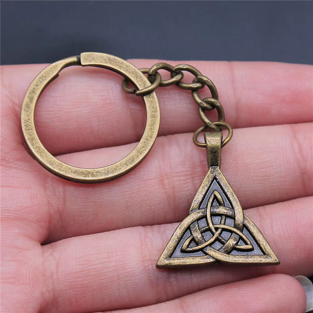 1 Piece Keychain Celtic and Eye of Horus Key-Rings Fashion Hot Sale Key Chain Women Keyring Key-Rings