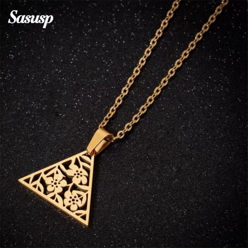 Stainless Steel Ancient Egyptian Scarab Pendant Necklace Choker for Women Statement Choker Necklace Vintage Jewelry Gift