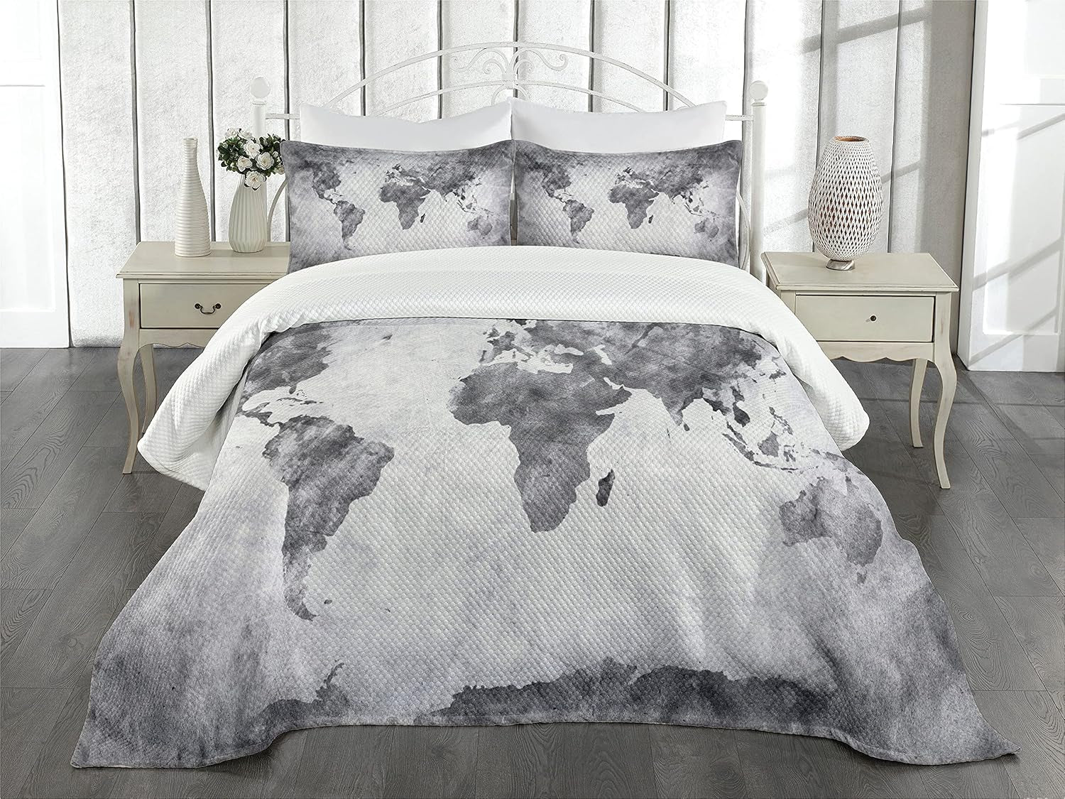 Modern Bedspread, Vintage World Map with Dark Nostalgic Tones Featured Displays Background Image, Decorative Quilted 3 Piece Coverlet Set with 2 Pillow Shams, King Size, Grey