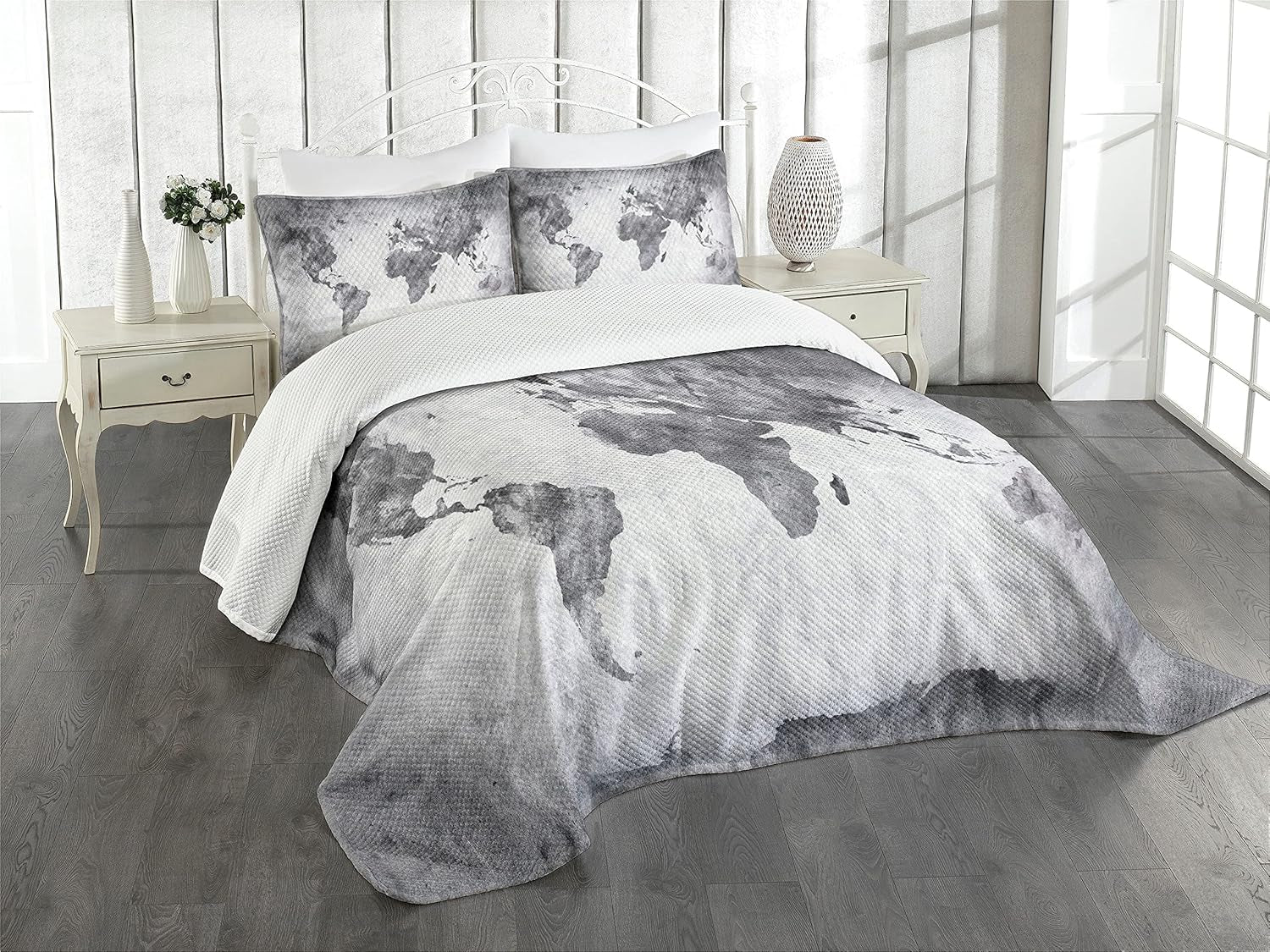 Modern Bedspread, Vintage World Map with Dark Nostalgic Tones Featured Displays Background Image, Decorative Quilted 3 Piece Coverlet Set with 2 Pillow Shams, King Size, Grey