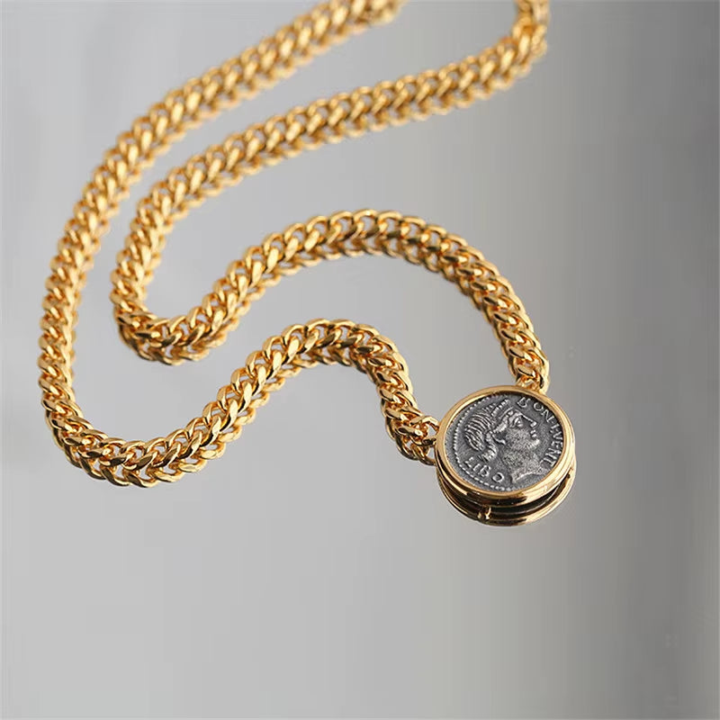 New Ancient Roman Necklace. Fashionable Golden Simplicity. Embossed Pattern Charm Ladies Necklace. Jewelry Girl Party Gif