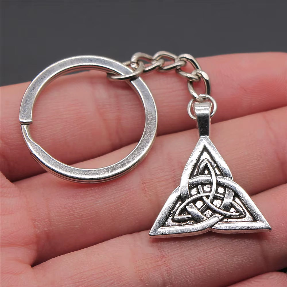 1 Piece Keychain Celtic and Eye of Horus Key-Rings Fashion Hot Sale Key Chain Women Keyring Key-Rings
